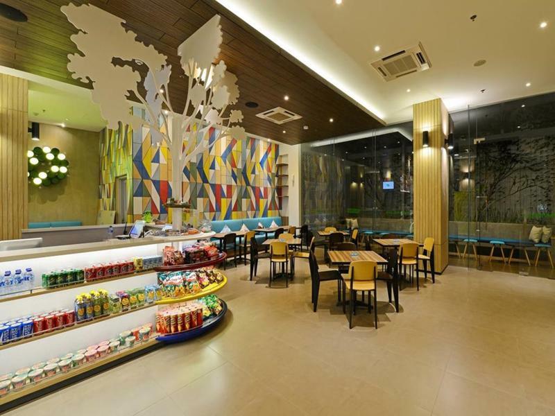 Pop! Hotel Pasar Baru Джакарта Экстерьер фото